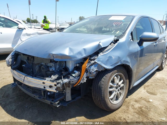 Toyota Corolla Hybrid Le 2022 JTDEAMDE5NJ056677 Image 6