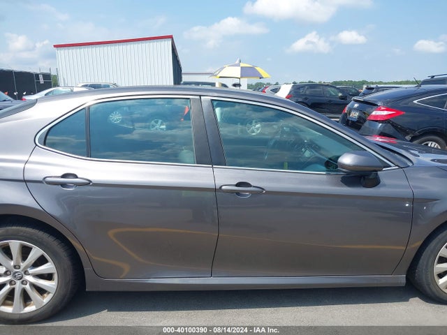 Toyota CAMRY LE 2018 4T1B11HK5JU059391 Image 13