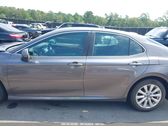 Toyota CAMRY LE 2018 4T1B11HK5JU059391 Image 14