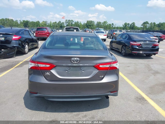 Toyota CAMRY LE 2018 4T1B11HK5JU059391 Image 16