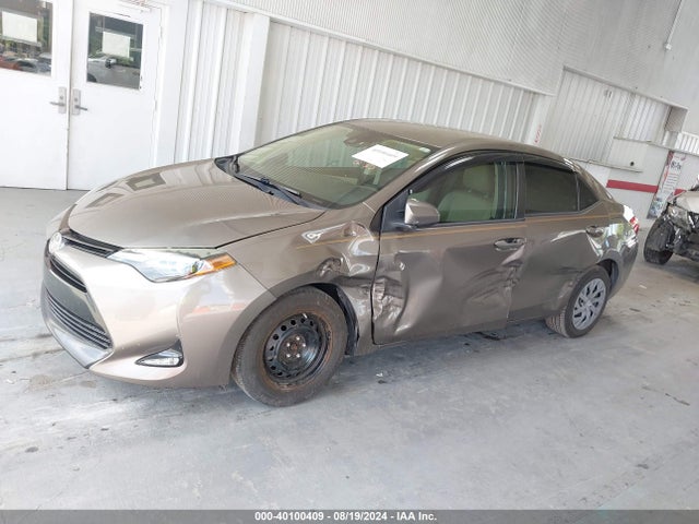 Toyota COROLLA LE 2019 2T1BURHE6KC187318 Image 2