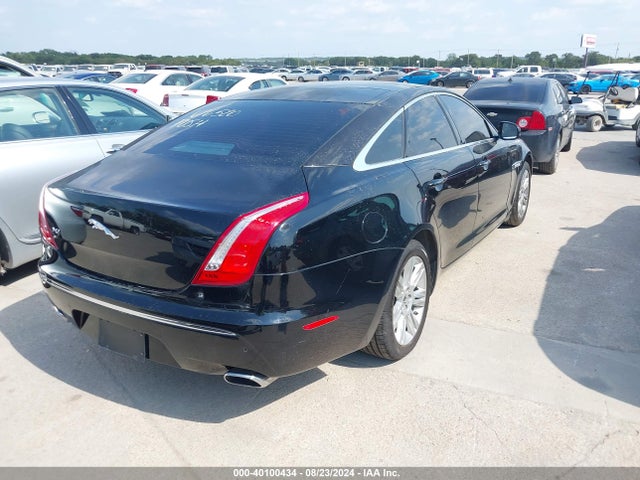 2011 JAGUAR XJ SAJWA1CB0BLV16520 Photo 3
