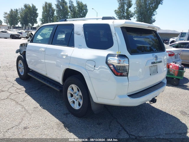 Toyota 4runner Sr5 Premium 2019 JTEZU5JRXK5208751 Image 3