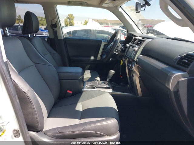 Toyota 4runner Sr5 Premium 2019 JTEZU5JRXK5208751 Image 5