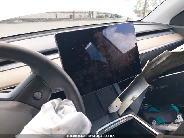 2022 TESLA MODEL Y 7SAYGDEE3NF311010 Photo 6