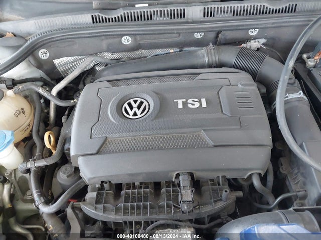 3VW4T7AJ1HM413933 Volkswagen JETTA GLI