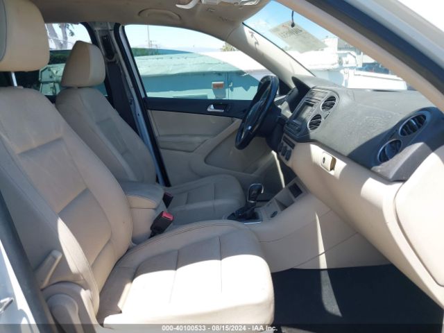 WVGAV7AX6GW596356 Volkswagen TIGUAN S
