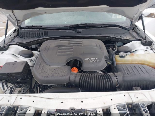 2C3CCAEG4KH528126 Chrysler 300 Limited