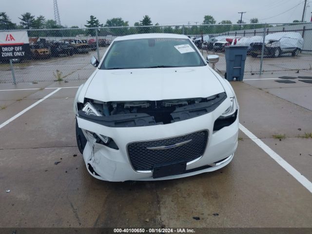 2C3CCAEG4KH528126 Chrysler 300 Limited