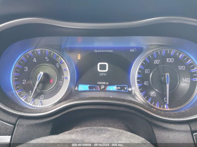 2C3CCAEG4KH528126 Chrysler 300 Limited