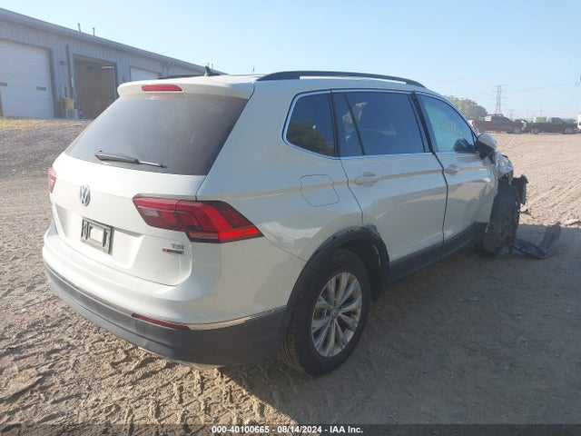 3VV2B7AX5JM001149 Volkswagen Tiguan 2.0t Se/2.0t Sel
