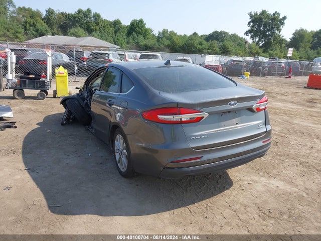 Ford Fusion Hybrid Se 2019 3FA6P0LU6KR147128 Image 3