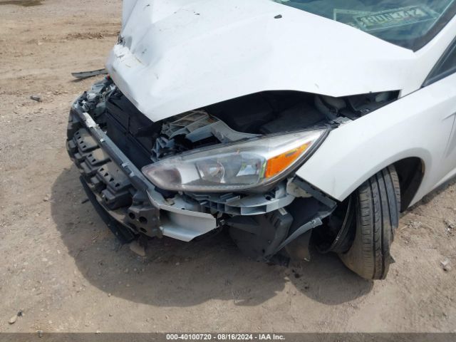 1FADP3E21JL300161 Ford FOCUS S
