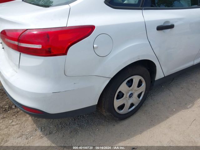 1FADP3E21JL300161 Ford FOCUS S