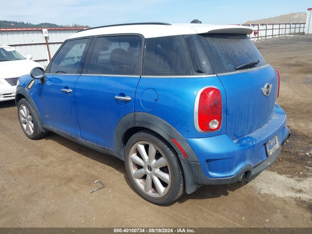 2011 MINI COOPER S COUNTRYMAN WMWZC5C54BW899932 Photo 2