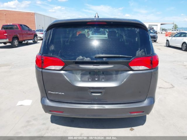 2C4RC1DG4HR723010 Chrysler Pacifica Touring