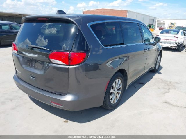 2C4RC1DG4HR723010 Chrysler Pacifica Touring