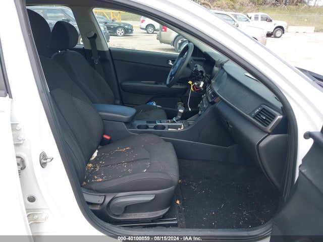 KIA Optima Lx 2018 5XXGT4L38JG257474 Image 5