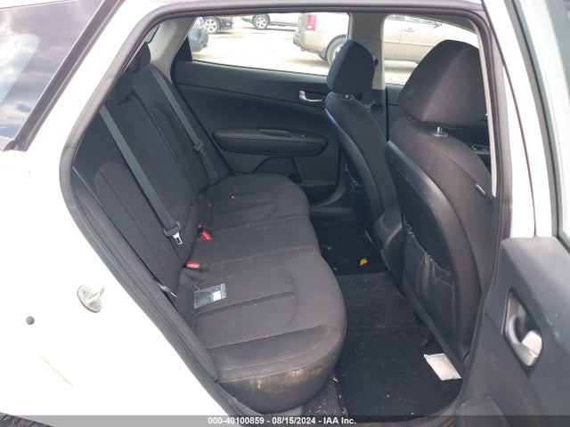 KIA Optima Lx 2018 5XXGT4L38JG257474 Image 8