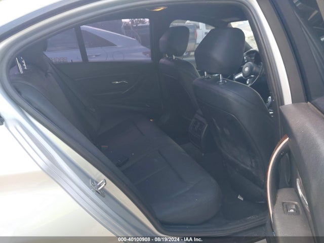 BMW 320i 2014 WBA3B1C54EP680047 Image 8