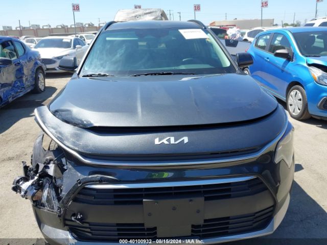 KNDCR3LE0R5162285 KIA NIRO EX