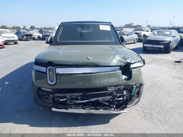 Rivian R1s Launch Edition 2023 7PDSGABL7PN004277 Image 11