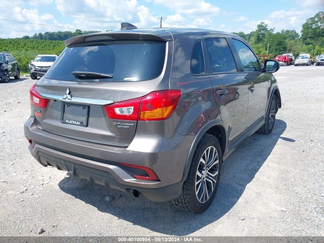 2018 MITSUBISHI OUTLANDER SPORT JA4AR3AU2JZ018083 Photo 3