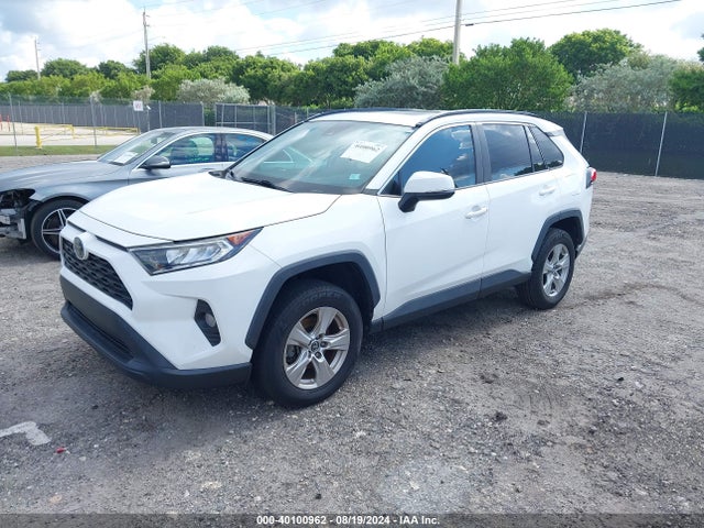 Toyota Rav4 Xle 2019 2T3W1RFV8KW005041 Image 2