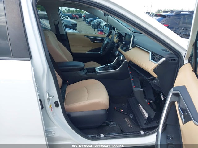 Toyota Rav4 Xle 2019 2T3W1RFV8KW005041 Image 5