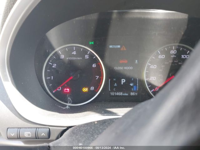JA4AT4AA6JZ044814 Mitsubishi Eclipse Cross Le