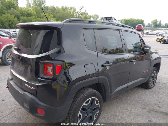 ZACCJBCT4FPB28403 Jeep Renegade Trailhawk