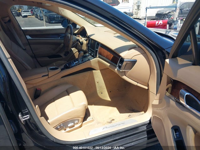 2011 PORSCHE PANAMERA WP0AA2A71BL015827 Photo 4