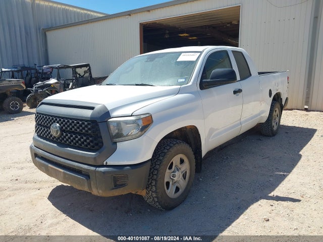 Toyota Tundra Sr 2020 5TFUY5F10LX924070 Image 2