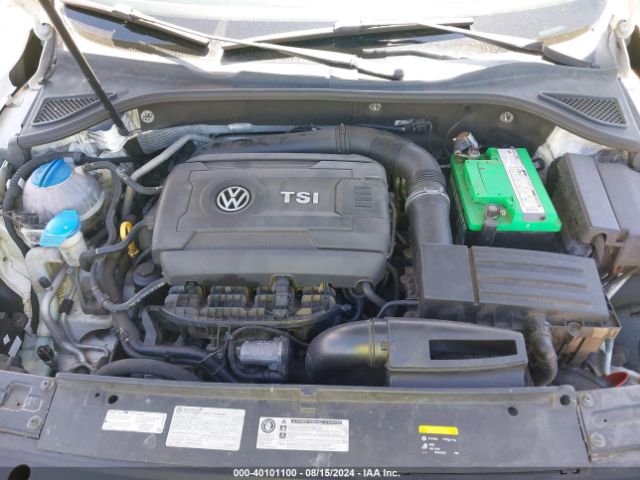 1VWAT7A34FC036047 Volkswagen Passat 1.8t Wolfsburg Edition