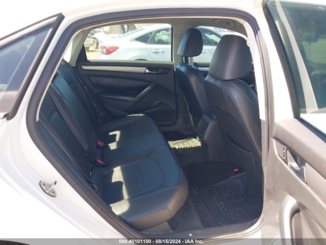1VWAT7A34FC036047 Volkswagen Passat 1.8t Wolfsburg Edition