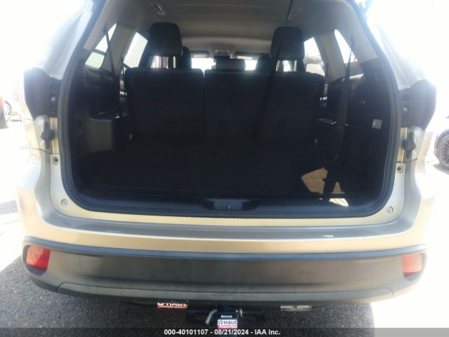 5TDZKRFH1FS090042 Toyota Highlander Le Plus V6
