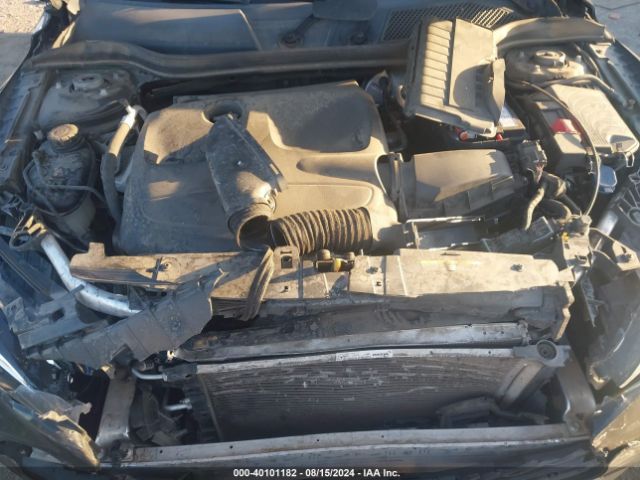 SJKCH5CR8JA052045 Infiniti Qx30 Premium