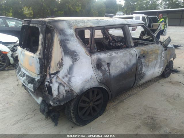 KNDJP3A52J7593607 KIA SOUL +
