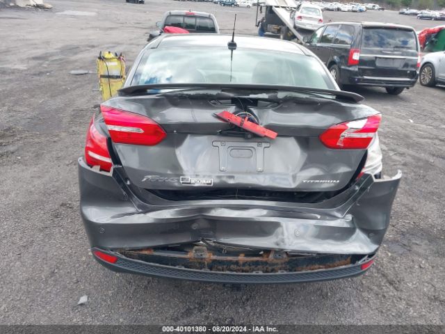 1FADP3J2XFL226414 Ford Focus Titanium
