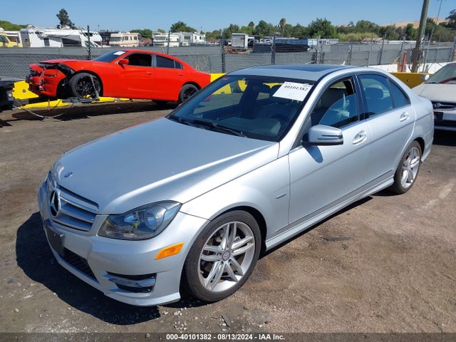 Aukcja sprzedaży 2012 Mercedes-benz C 250 Luxury/sport, vin: WDDGF4HB3CR219454, numer aukcji: 40101382