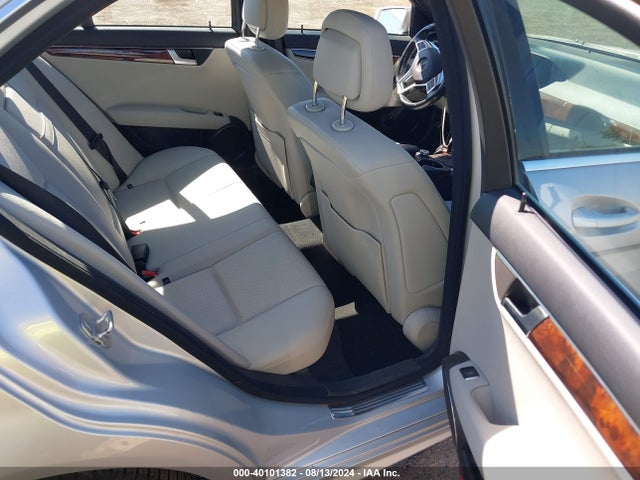 Aukcja sprzedaży 2012 Mercedes-benz C 250 Luxury/sport, vin: WDDGF4HB3CR219454, numer aukcji: 40101382