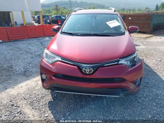 JTMRFREV1JD238609 Toyota Rav4 Xle