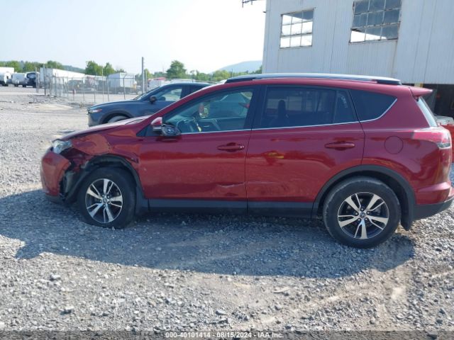 JTMRFREV1JD238609 Toyota Rav4 Xle