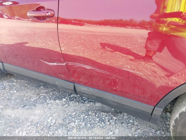 JTMRFREV1JD238609 Toyota Rav4 Xle