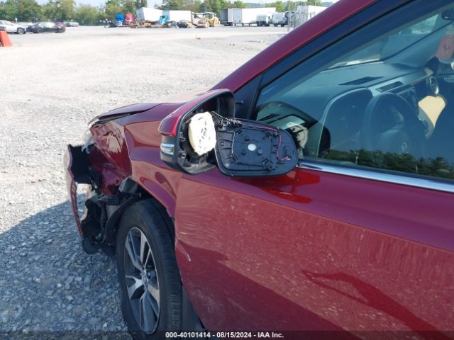 JTMRFREV1JD238609 Toyota Rav4 Xle