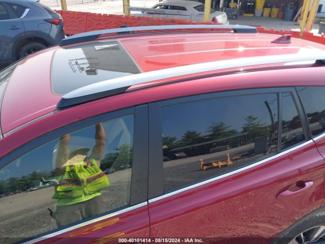 JTMRFREV1JD238609 Toyota Rav4 Xle