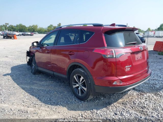 JTMRFREV1JD238609 Toyota Rav4 Xle