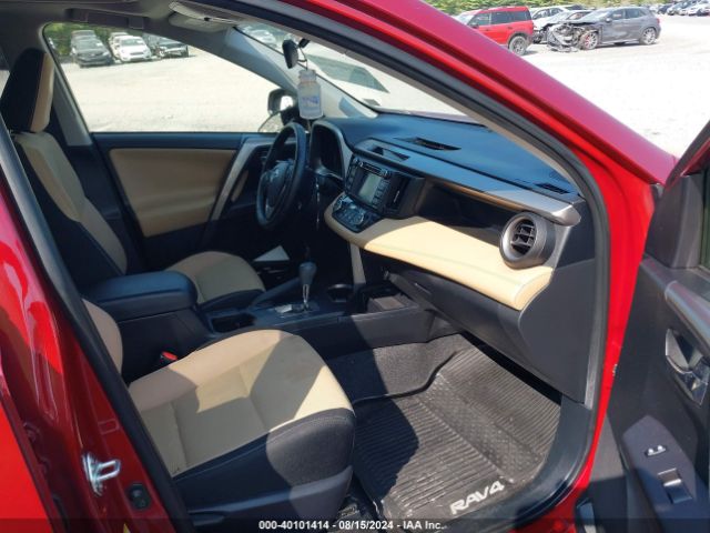 JTMRFREV1JD238609 Toyota Rav4 Xle