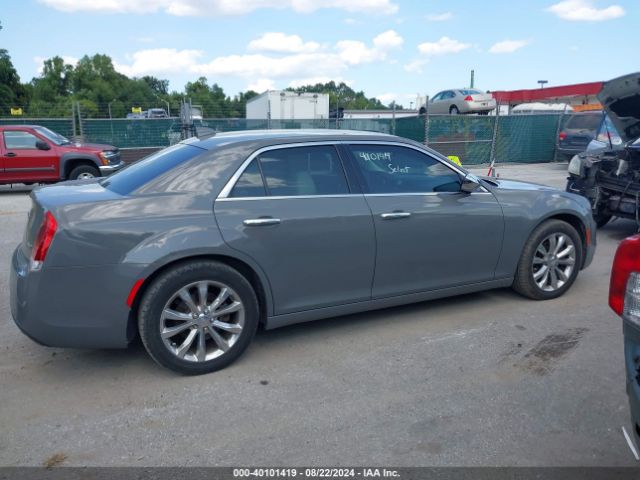2C3CCAKG2JH165179 Chrysler 300 Limited Awd