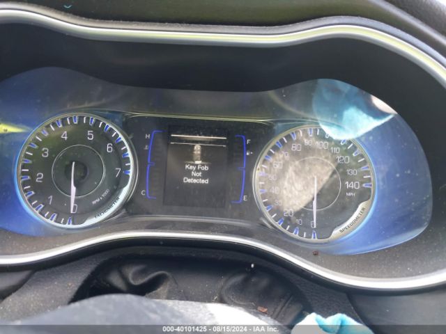 1C3CCCABXGN127295 Chrysler 200 Limited